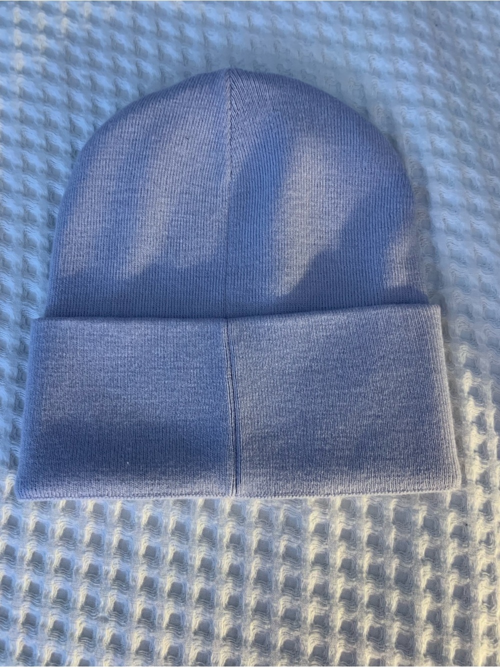 lululemon athletica beanie NWOT - Picture 2 of 3
